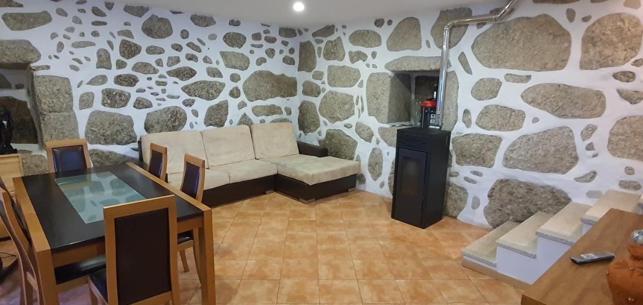 Quinta Da Tormenta -14 Pessoas- Cabeceiras De Basto 2 Casas E Piscina Privada Villa Eksteriør bilde
