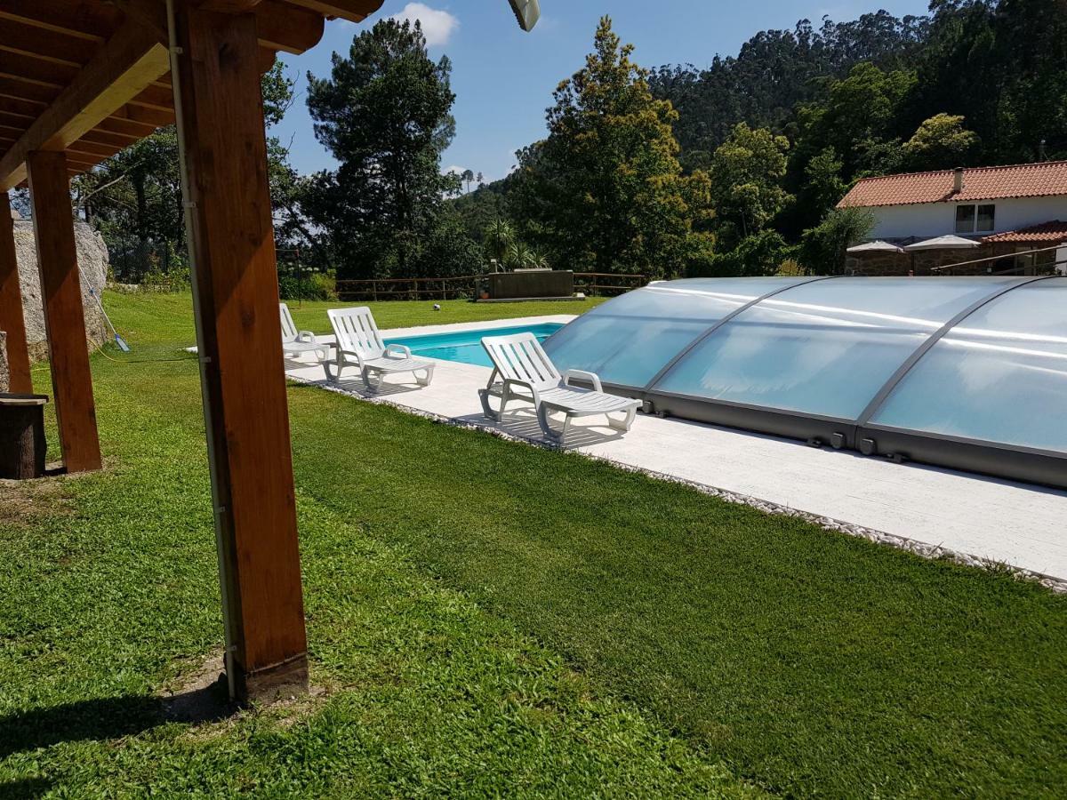 Quinta Da Tormenta -14 Pessoas- Cabeceiras De Basto 2 Casas E Piscina Privada Villa Eksteriør bilde